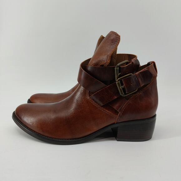 Matisse Raider Booties Made In Brazil US 10 M Leather Buckle - Picture 1 of 10